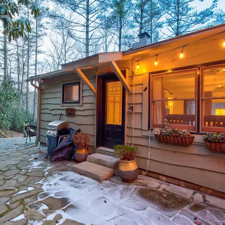 Orchid Cabin